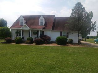 124 Sunrise Dr, Lafayette, TN 37083