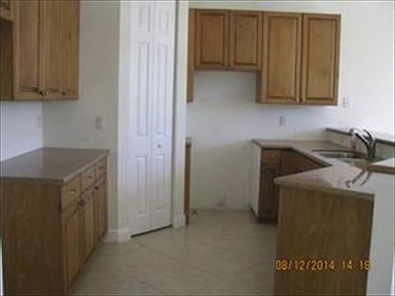 3rd image of 1100 Mariner Bay Blvd