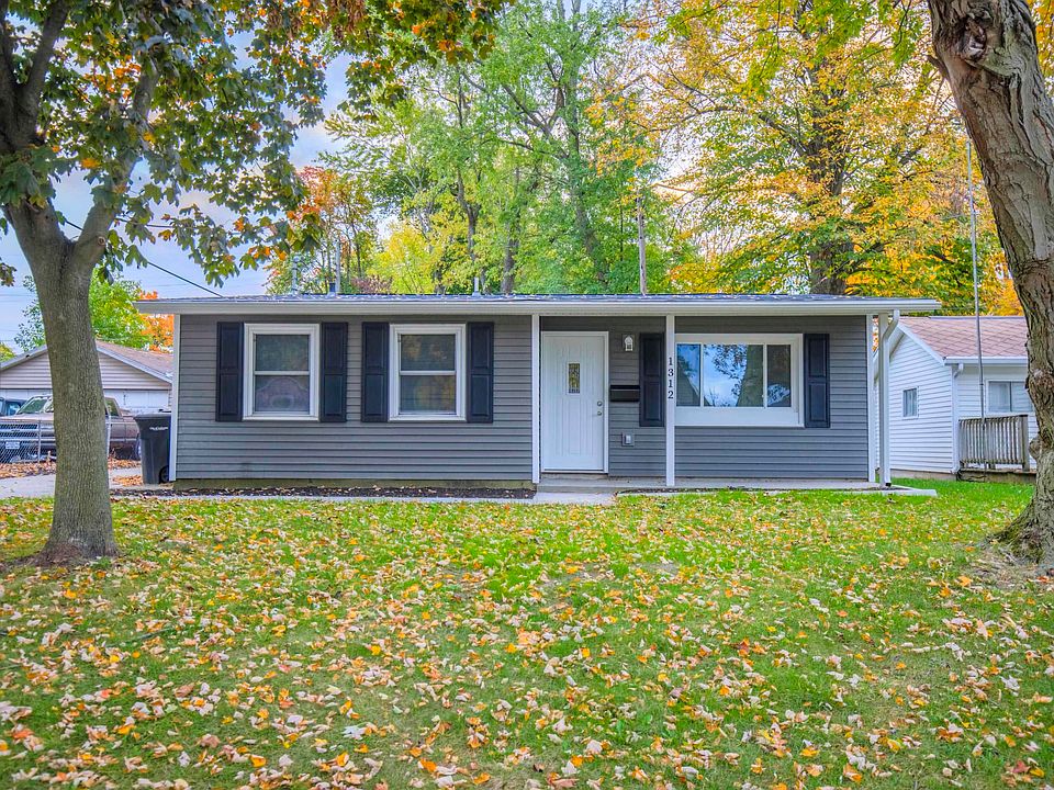 1st image of 1312 Davis Dr