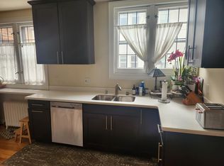 4311 N Maryland Ave, Milwaukee, WI 53211