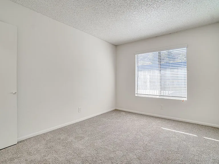 Fletcher Valley Apartments — Photo 16