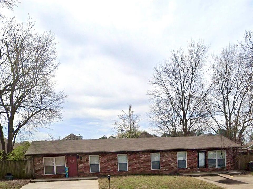 1st image of 215&217 E Adobe Street