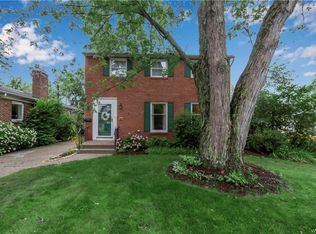 68 Hancock Ter, Amherst, NY 14226