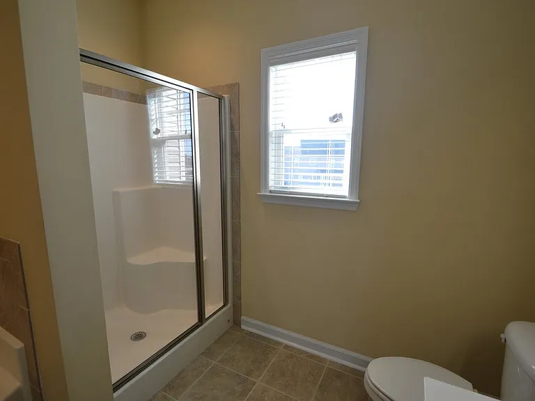 604 Drummond Grove Ln — Photo 24