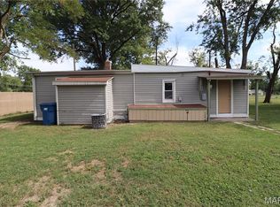 505 Southard Pl, South Roxana, IL 62087