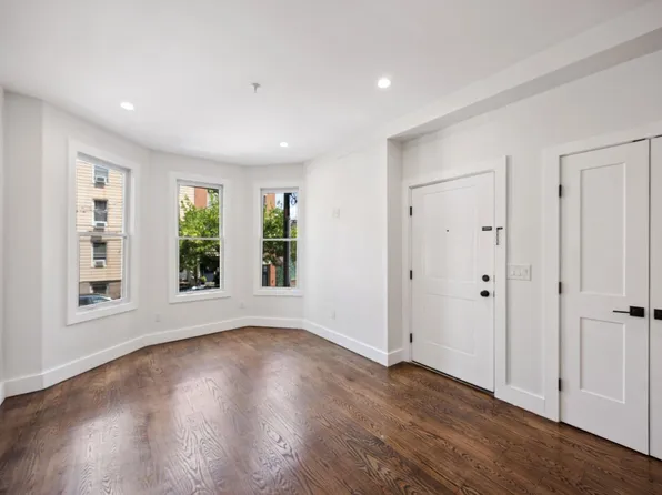 203 3rd St APT 2, Jersey City, NJ 07302