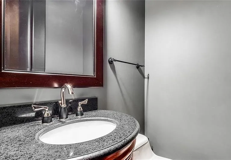 1219 Mecaslin St NW #6 — Photo 18