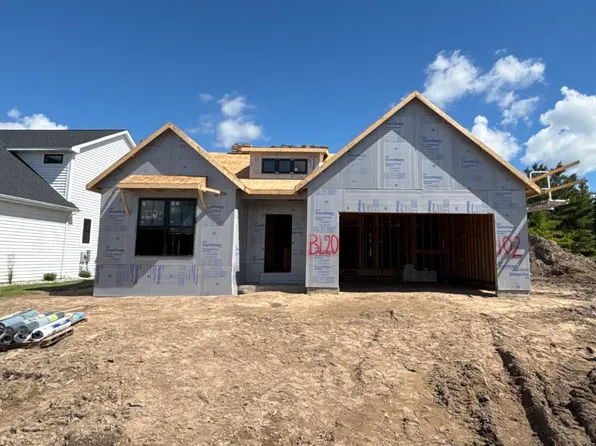 102 Brass Leaf Ct, Midland, MI 48642
