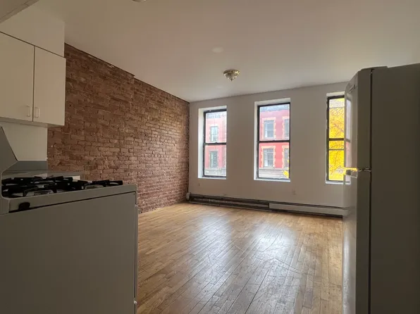 309 West 137th Street image 1 of 4