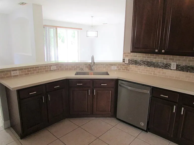 4175 Ventana Blvd — Photo 7