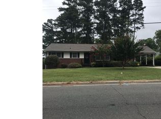 718 Spring Ln, Sanford, NC 27330