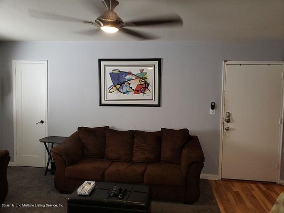 3rd image of 21 Seth Ct #B