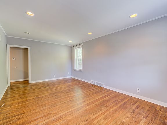 Walk in to the living area with lots of natural light