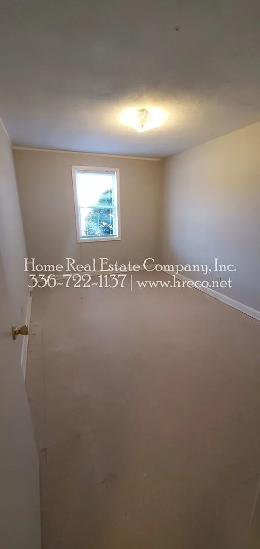 1235 Gholson Avenue Apt B — Photo 4