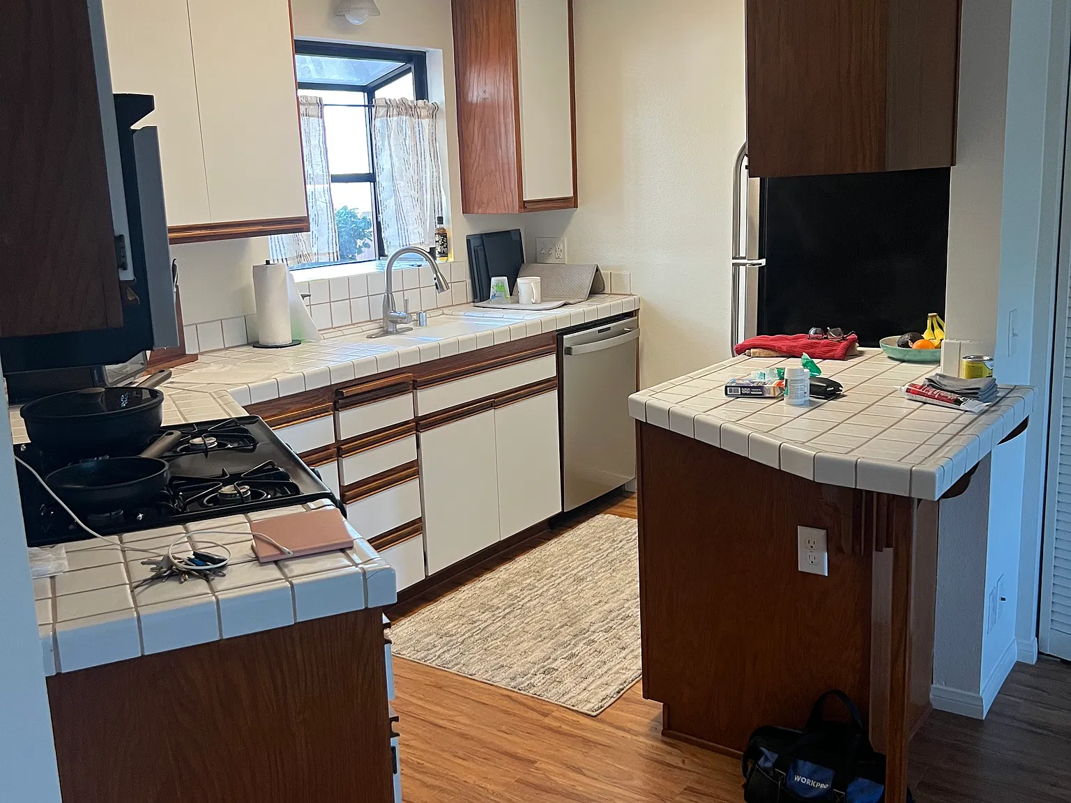2 bed, 1115 sqft, $2,000 — Photo 2