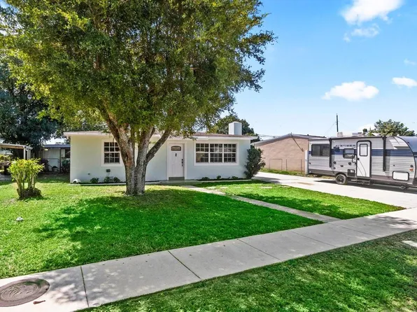 548 Beech Road, West Palm Beach, FL 33409