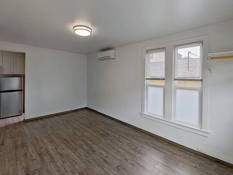 Pedregosa St. - 528 W. — Photo 6
