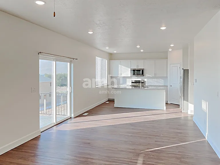 1309 N Rickshaw Ln — Photo 5