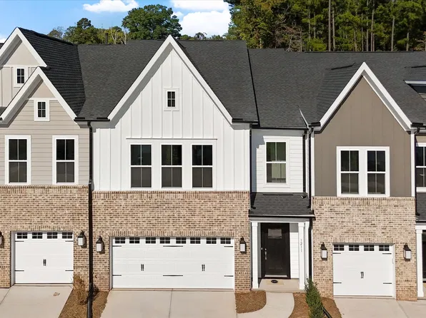 1211 Bell Heather Rd, Durham, NC 27703