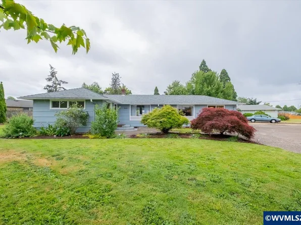 3630 Circle Dr SE, Albany, OR 97322