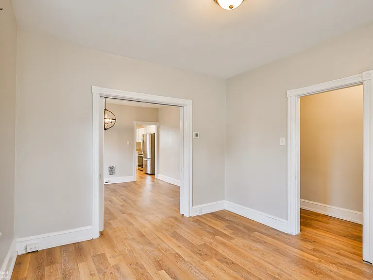 421 Union St — Photo 11