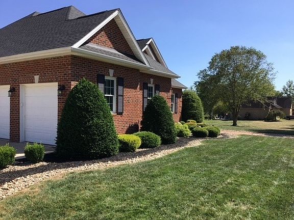 4th image of 224 Breckenridge Dr