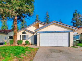 5660 W Tenaya Ave, Fresno, CA 93722