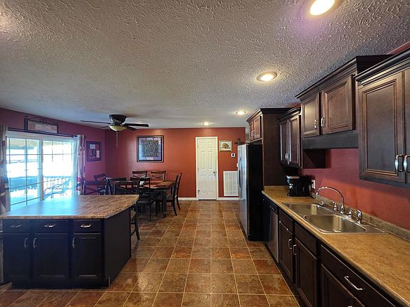 4th image of 59 Eiffel Tower Ln