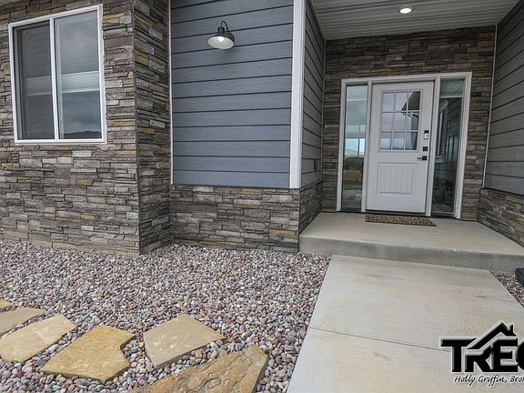 2nd image of 97 Buck Creek Way