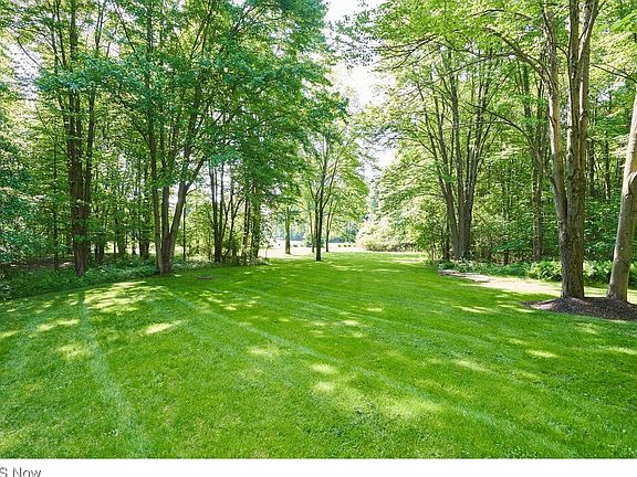 3rd image of 1443 Reserve Dr
