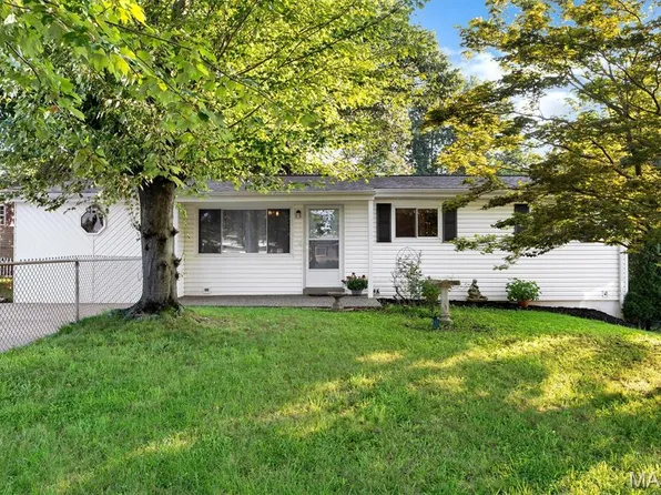 1757 Engle Dr, Arnold, MO 63010