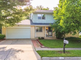 206 Foster Dr, Normal, IL 61761