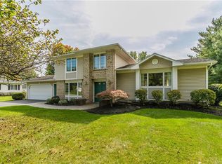28 Kevin Dr, Rochester, NY 14625