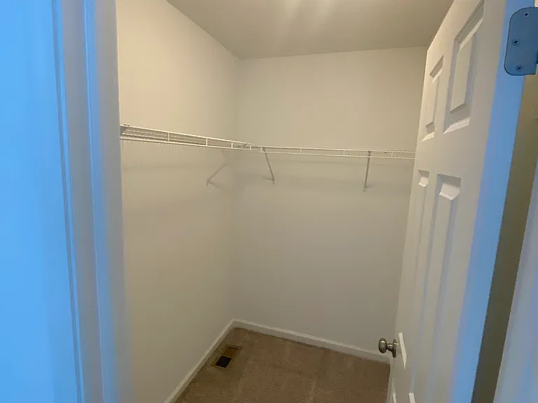326 Warman Ave — Photo 33