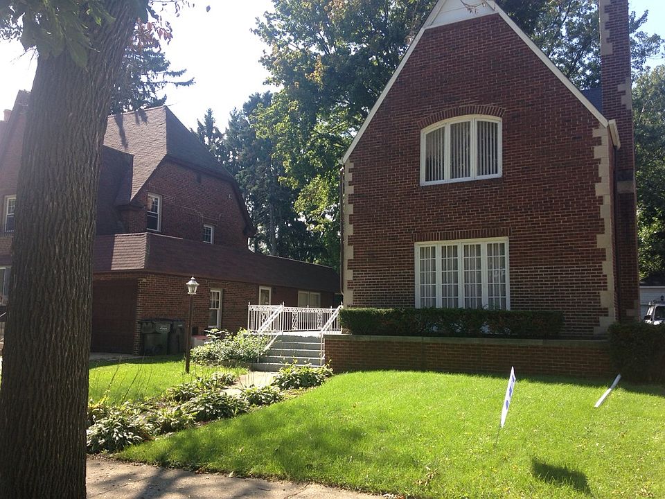 1st image of 614 N Elmwood Ave