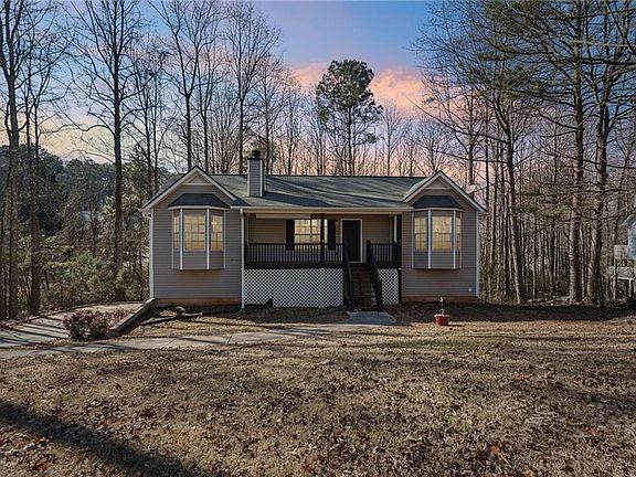 2nd image of 202 Lost Lake Way