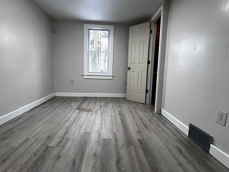 8309 Maxwell Ave — Photo 8