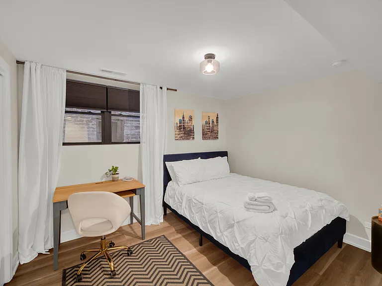 3015 W Belden Ave #G — Photo 8