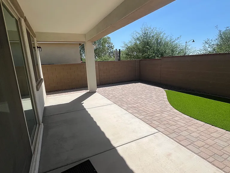 21013 W Almeria Rd — Photo 57