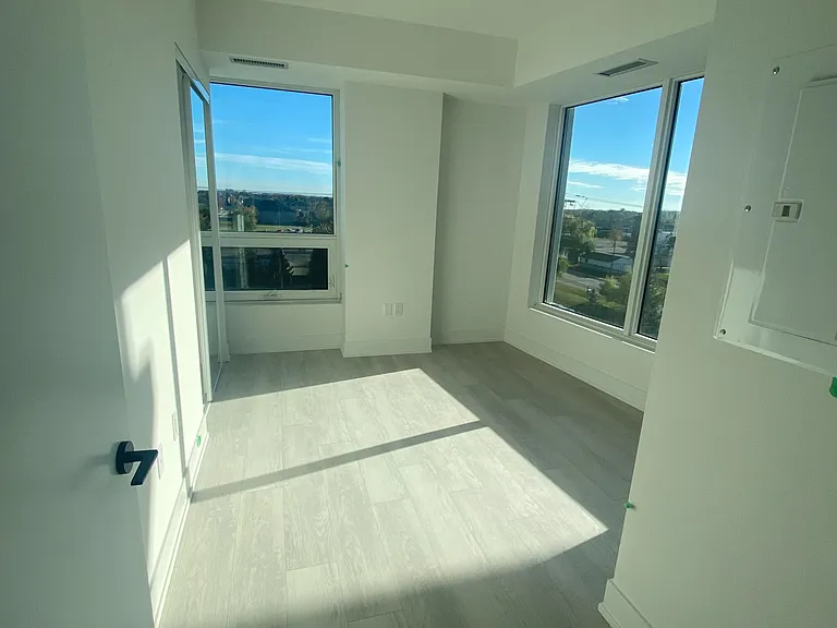 2450 Old Bronte Rd #417 — Photo 6