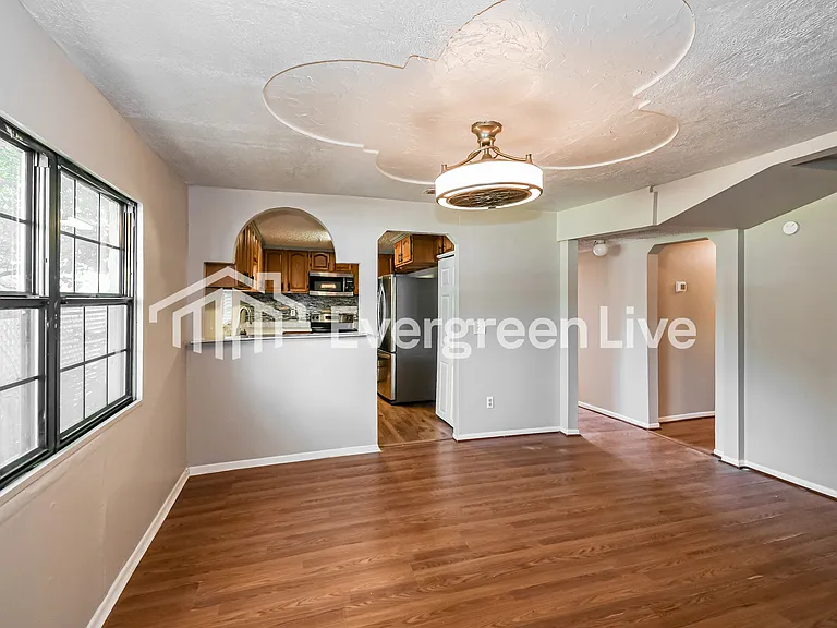 3217 Plateau St — Photo 7