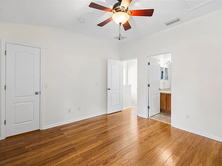 15849 Fishhawk View Dr — Photo 18