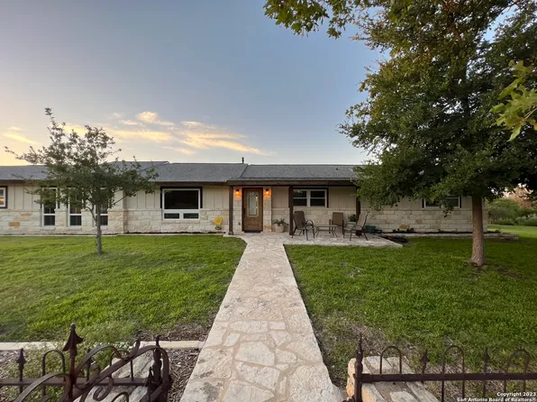 667 FM 480, Center Point, TX 78010