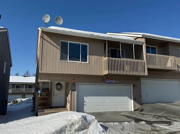 13836 Hunterwood Ln #122, Eagle River, AK 99577
