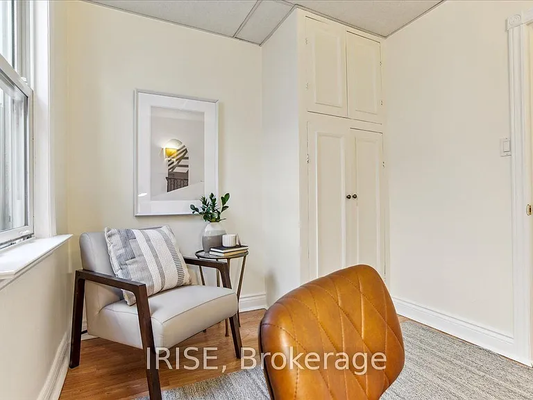 61 Chisholm Ave — Photo 18