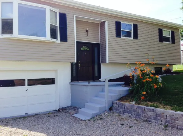 1521 9th St, West Portsmouth, OH 45663