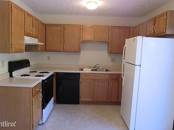 233 SRC Kitchen 2 10-6-11