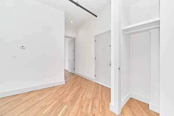 Rented by Living New York | media 24