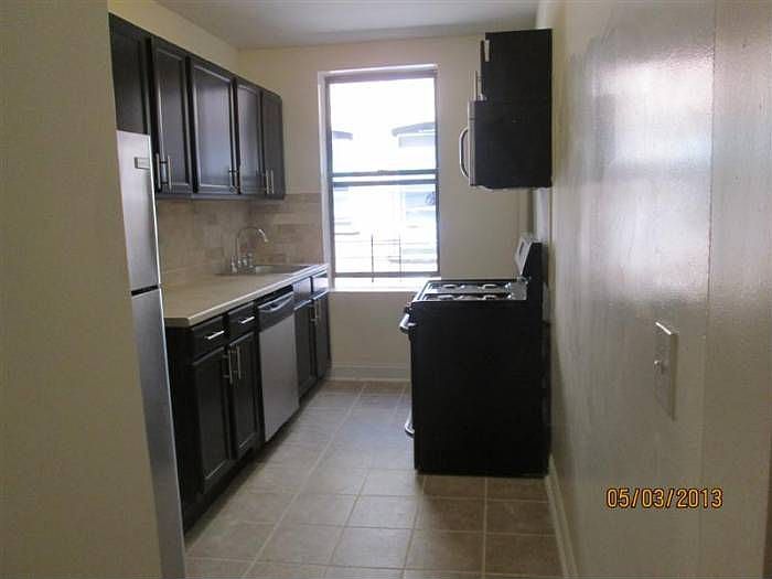 Kitchen Pic 1