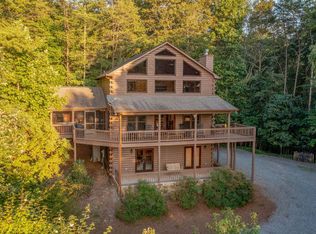964 Walkabout Creek Rd, Morganton, GA 30560